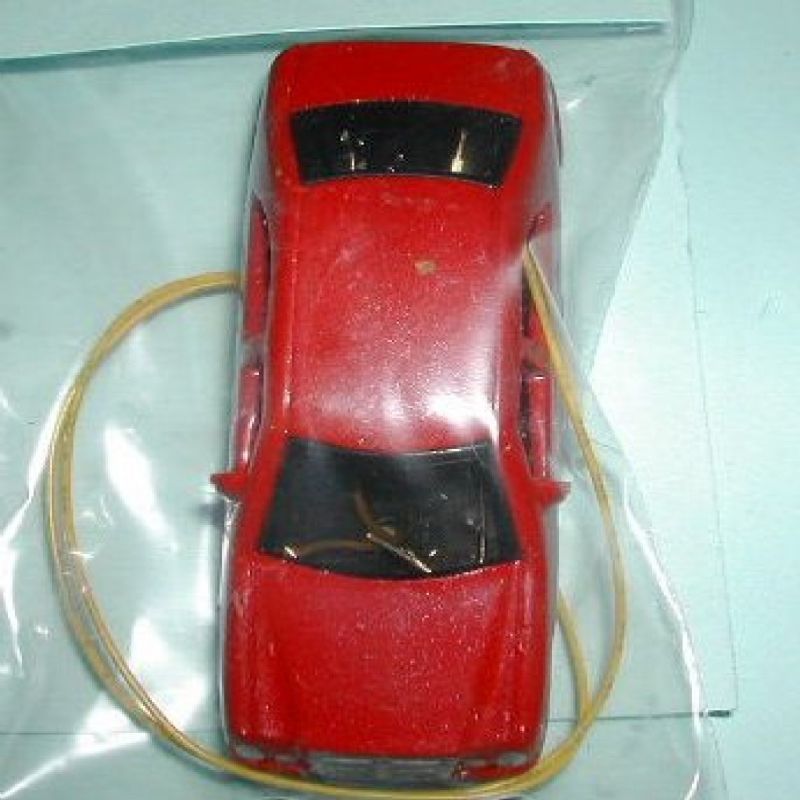 OO Scale car with Head & Tail Lights